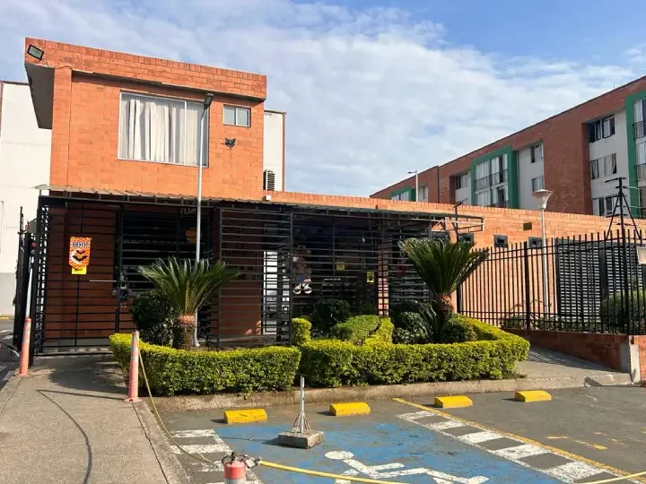 Unidad robles del norte - 1
