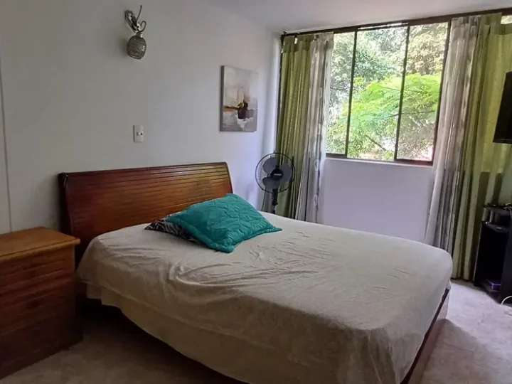 cuarto apartamento ciudad capri